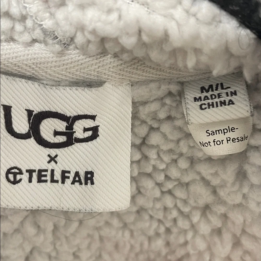 Telfar x Ugg Sideless Hoodie Poncho Heather Grey - Picture 3 of 3